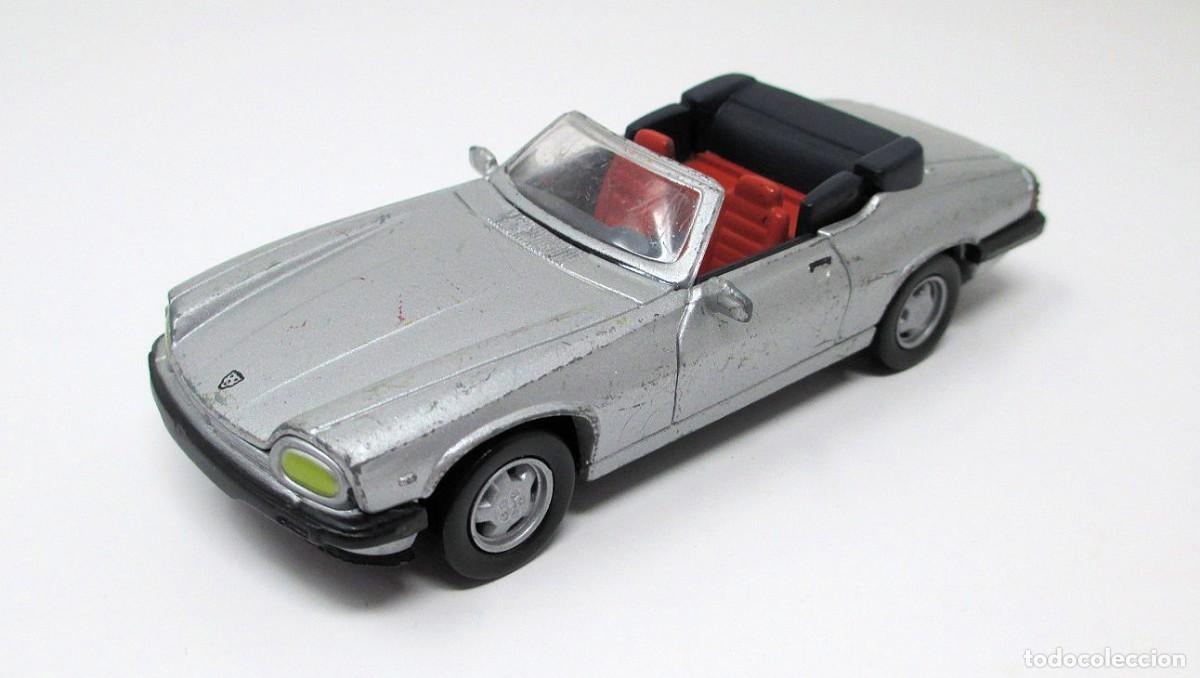 Auto in scala: Jaguar XJ - S V12 de 1988 - Escala 1/43 de New Ray