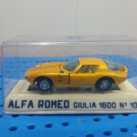 Coche miniatura años 70. Joal. Alfa Romeo Giulia 1600. N° 105. En su caja original. Nuevo.
