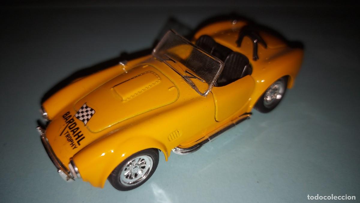Voitures &agrave; l'&eacute;chelle: COCHE AC COBRA DE SOLIDO