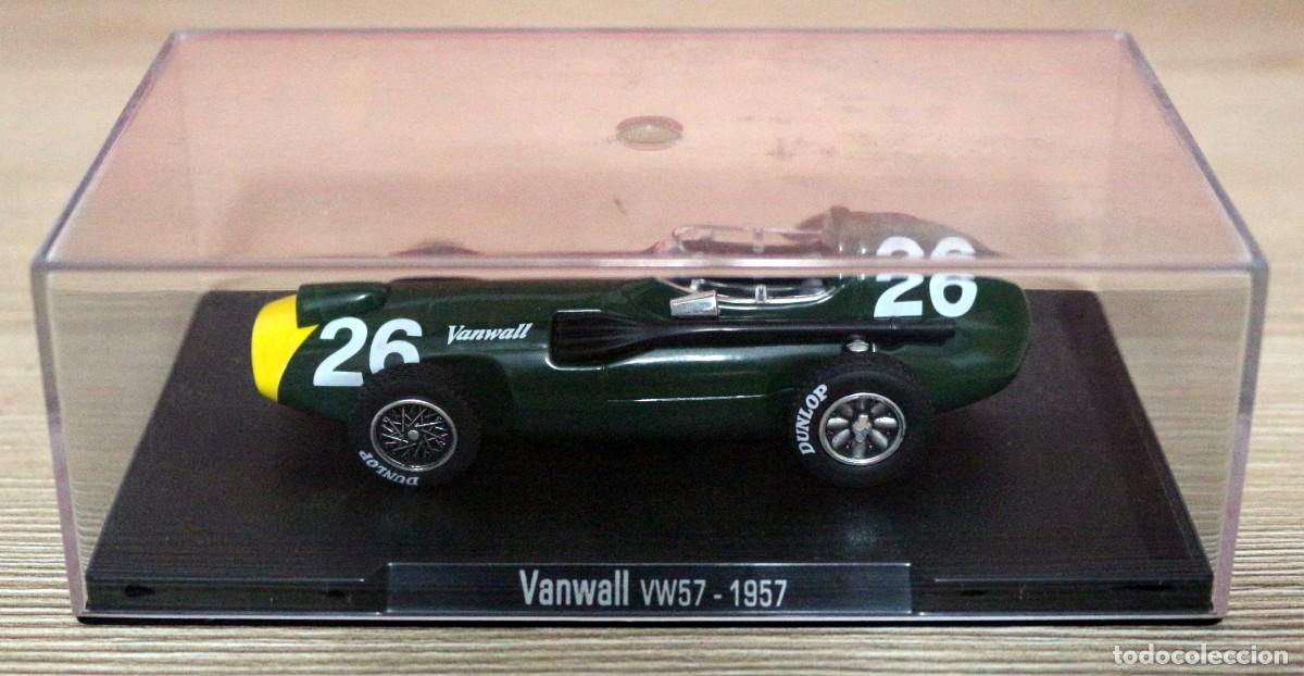 Auto in scala: Vanwall VW57 - 1957 R&eacute;plica F1