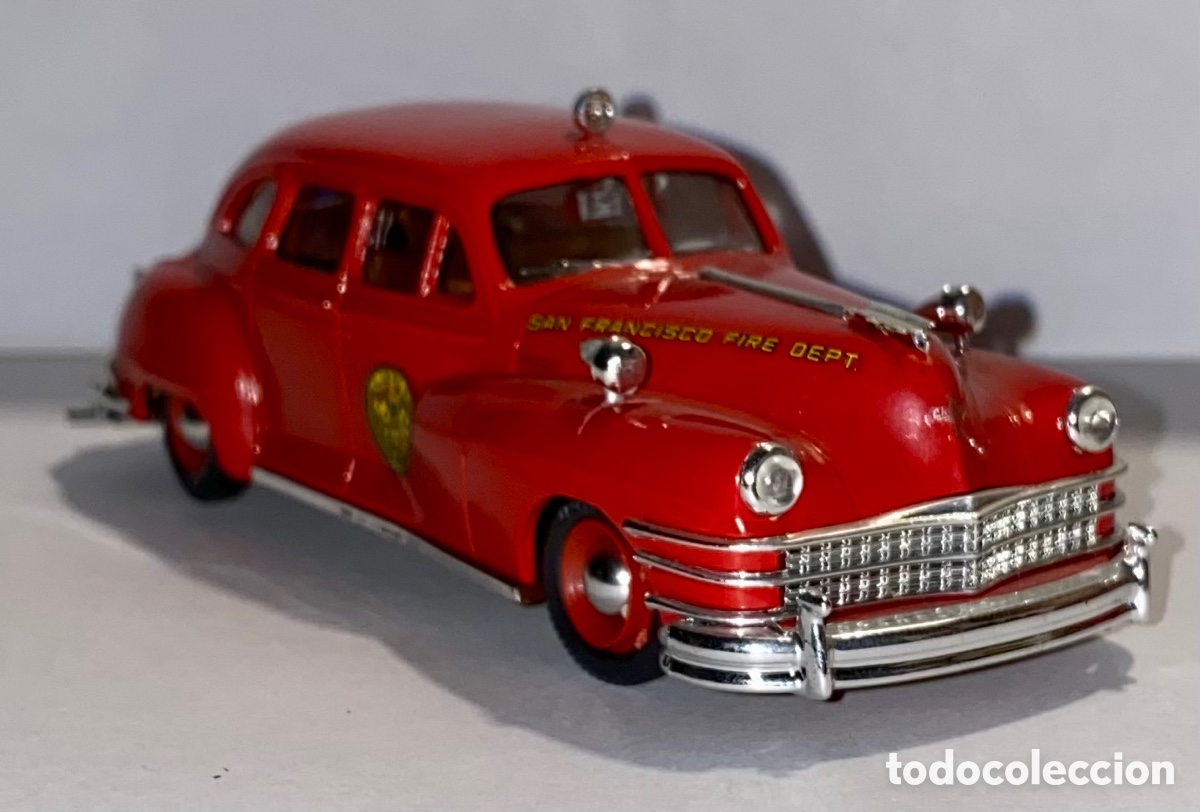 Auto in scala: Vitese Crysler Windsor 1947