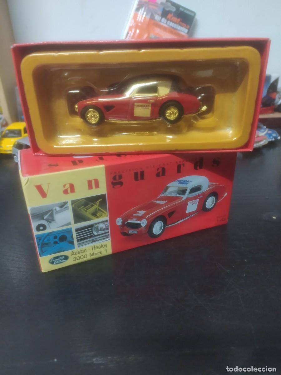 Auto in scala: Austin Healey 3000 Mark 1 rally vanguards Lled&oacute; 1/43
