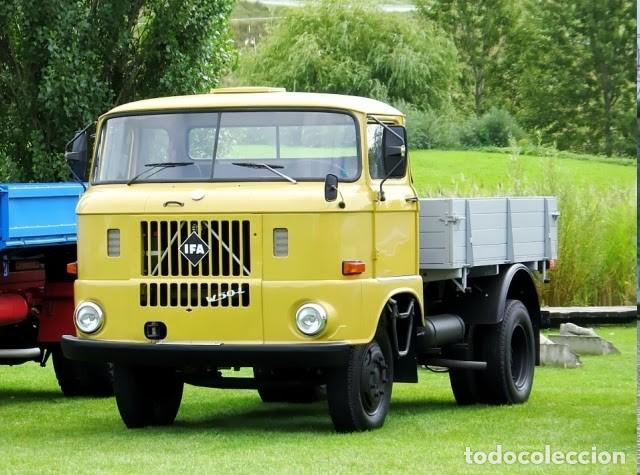 Auto in scala: TRUCK CAMION IFA W50L (1961). DIECAST. 1/43. IXO