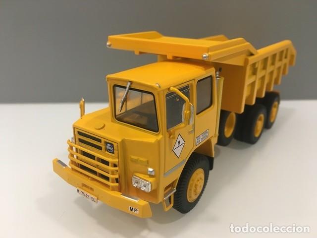 Auto in scala: TRUCK CAMI&Oacute;N PEGASO 3078 OBRAS 1976. DIECAST. 1/43. IXO