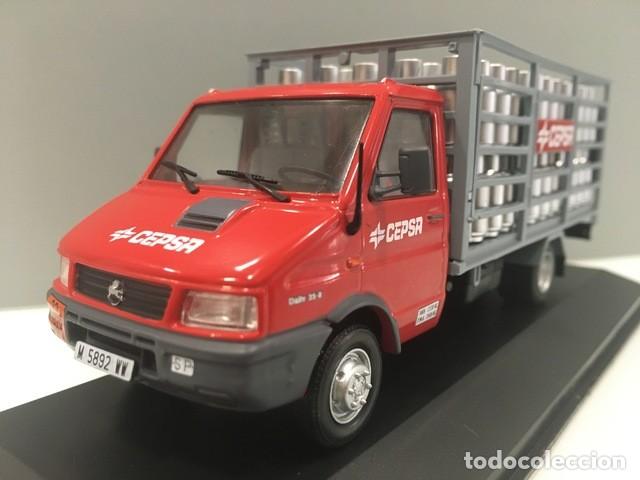 Auto in scala: TRUCK CAMI&Oacute;N PEGASO DAILY CEPSA 1994. DIECAST. 1/43. IXO