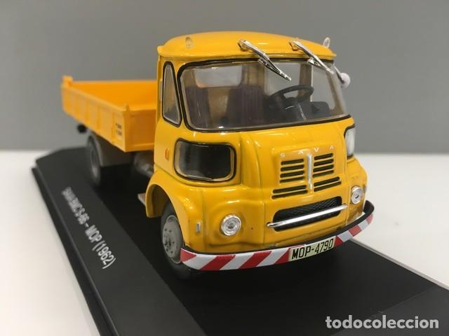Auto in scala: TRUCK CAMI&Oacute;N SAVA BMC S-66 MOP 1962. DIECAST. 1/43. IXO