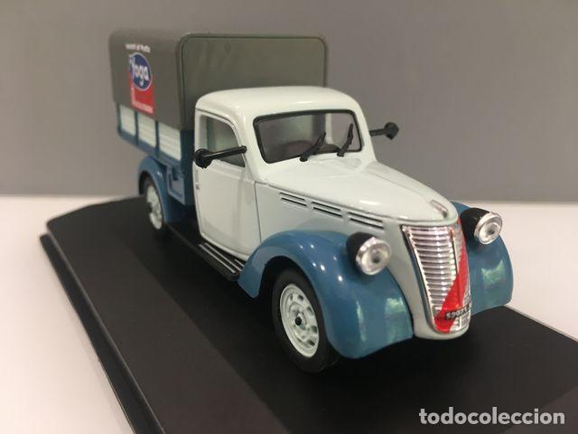 Auto in scala: VAN FURGONETA FIAT 1100 ELR CAMIONCINO YOGA 1951. DIECAST. 1/43. IXO