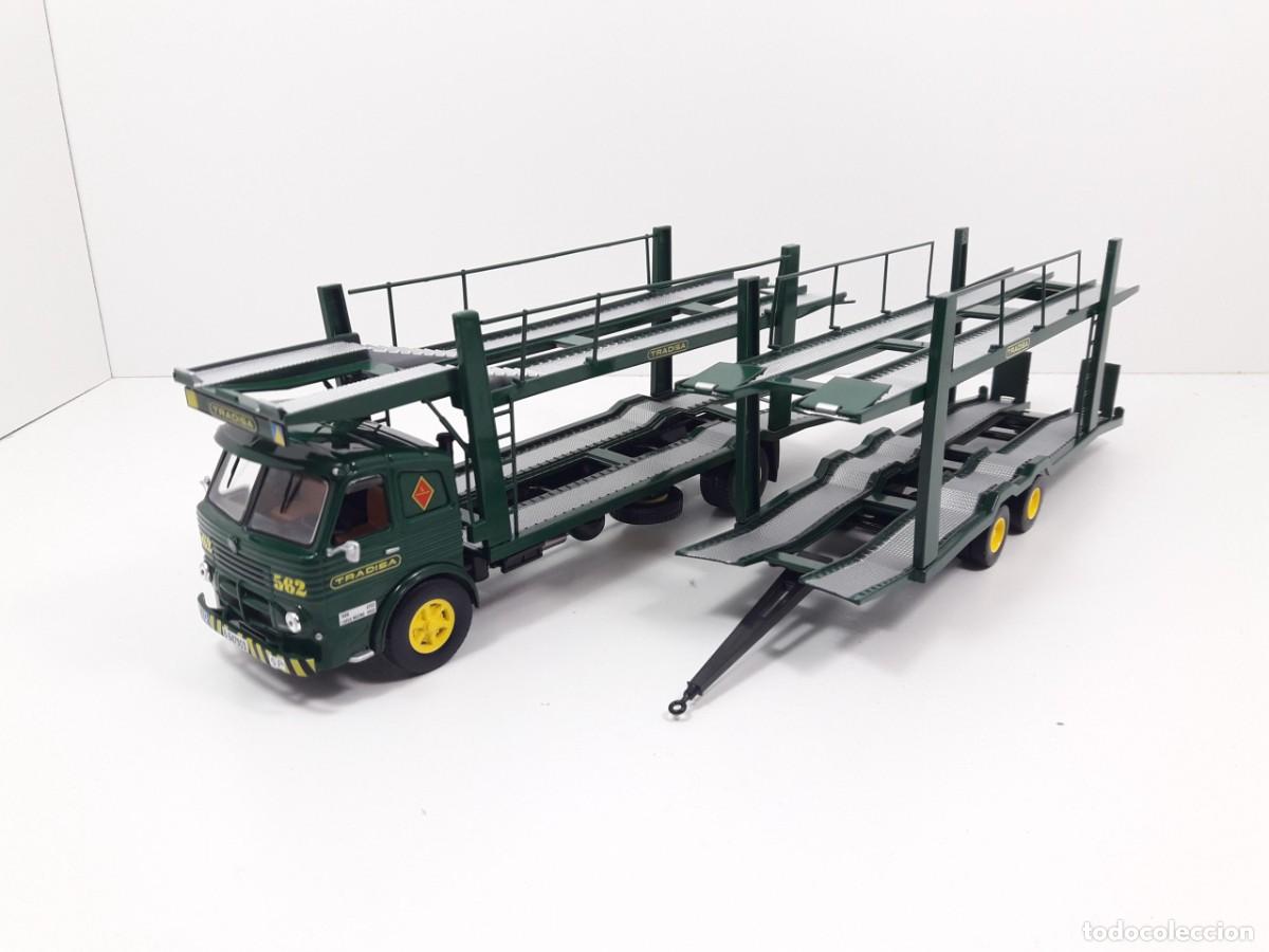 Auto in scala: LOT TRUCK CAMI&Oacute;N Y REMOLQUE PEGASO 1060L & TRAILER TRADISA. DIECAST 1/43. IXO