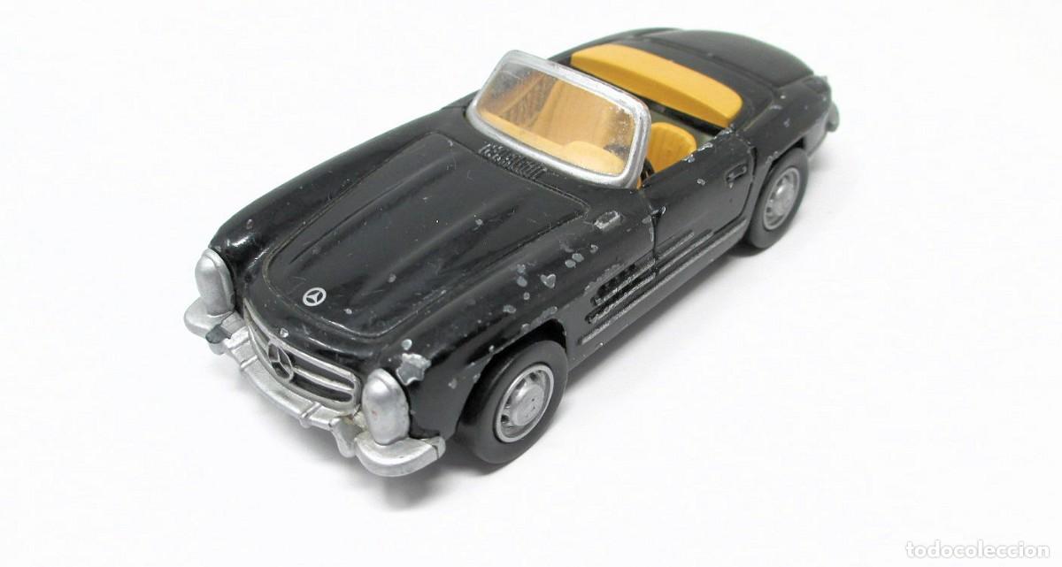 Voitures &agrave; l'&eacute;chelle: Mercedes Benz 300 SL Roadster (1957) de New Ray de 1997 - Escala 1/43