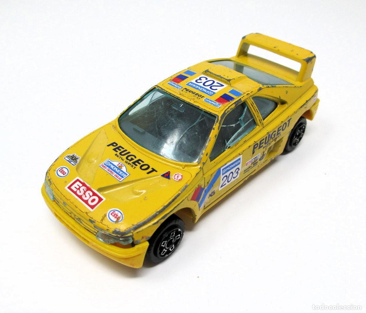 Voitures &agrave; l'&eacute;chelle: Peugeot 405 de Burago - Escala 1/43