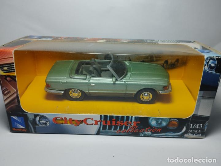 Auto in scala: MERCEDES 350 SL DE NEW RAY 1,43 NUEVO EN SU CAJA