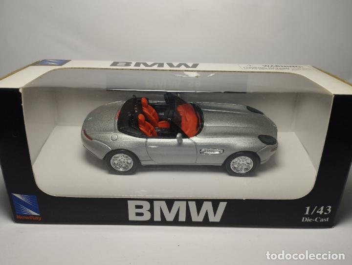 Auto in scala: BMW Z8 M DE NEW RAY 1,43 NUEVO EN SU CAJA
