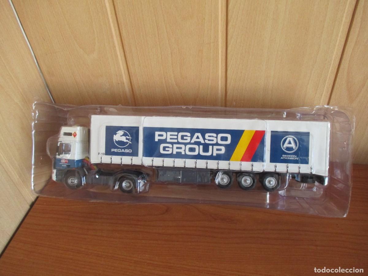 Model Cars: CAMION ARTICULADO EN BLISTER. PEGASO GROUP , ESCALA 1/43