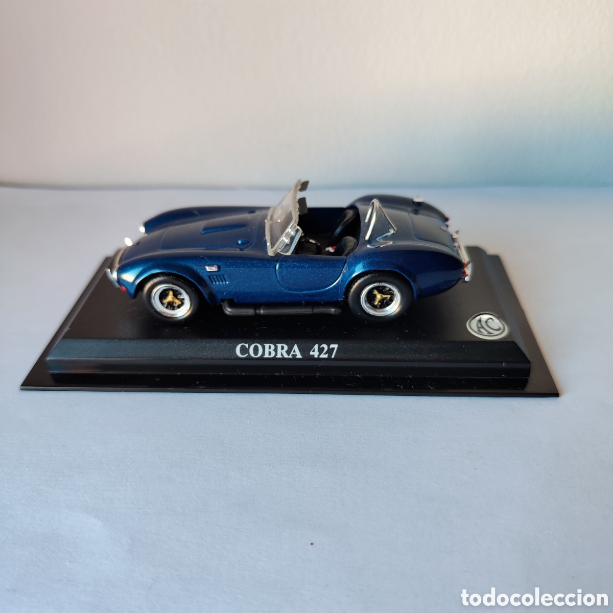 Coches a escala: COBRA 427 DEL PRADO
