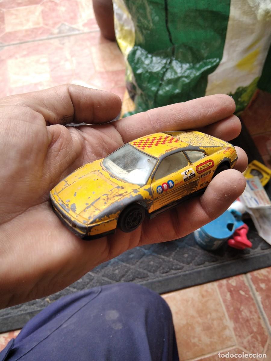 Auto in scala: Antiguo coche escala 1/43 Burago Ferrari 348 tb