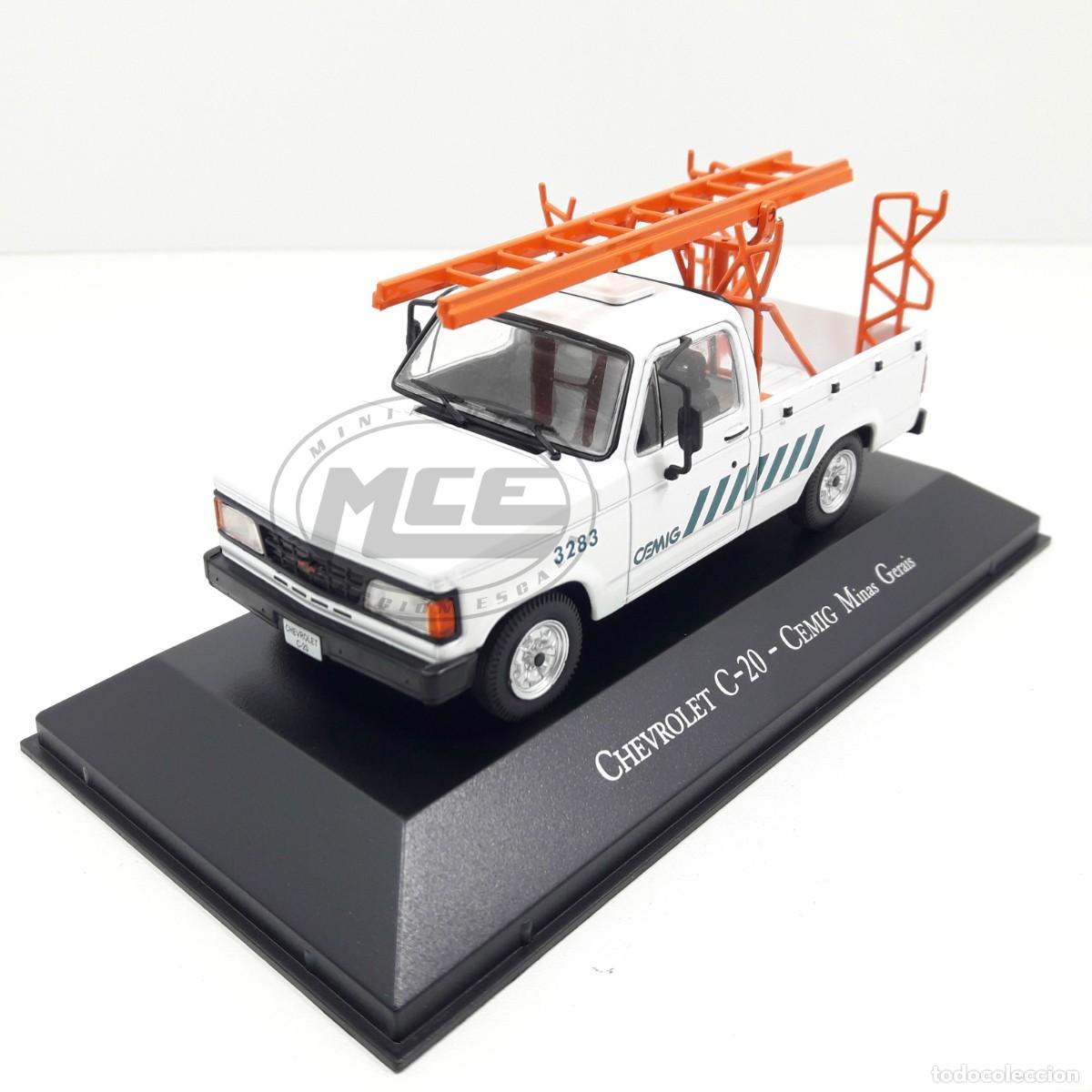 Coches a escala: 1/43 CAMIONETA 4x2 CHEVROLET C-20 CEMIG Minas Gerais 1985/1996 ALTAYA BRASIL