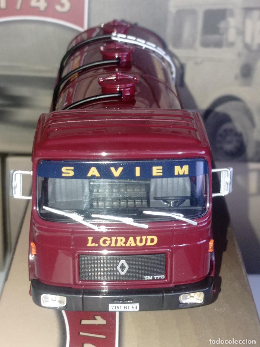 Auto in scala: CAMION SAVIEM SM 170 TRANSPORTS L. GIRAUD 1/43 IXO