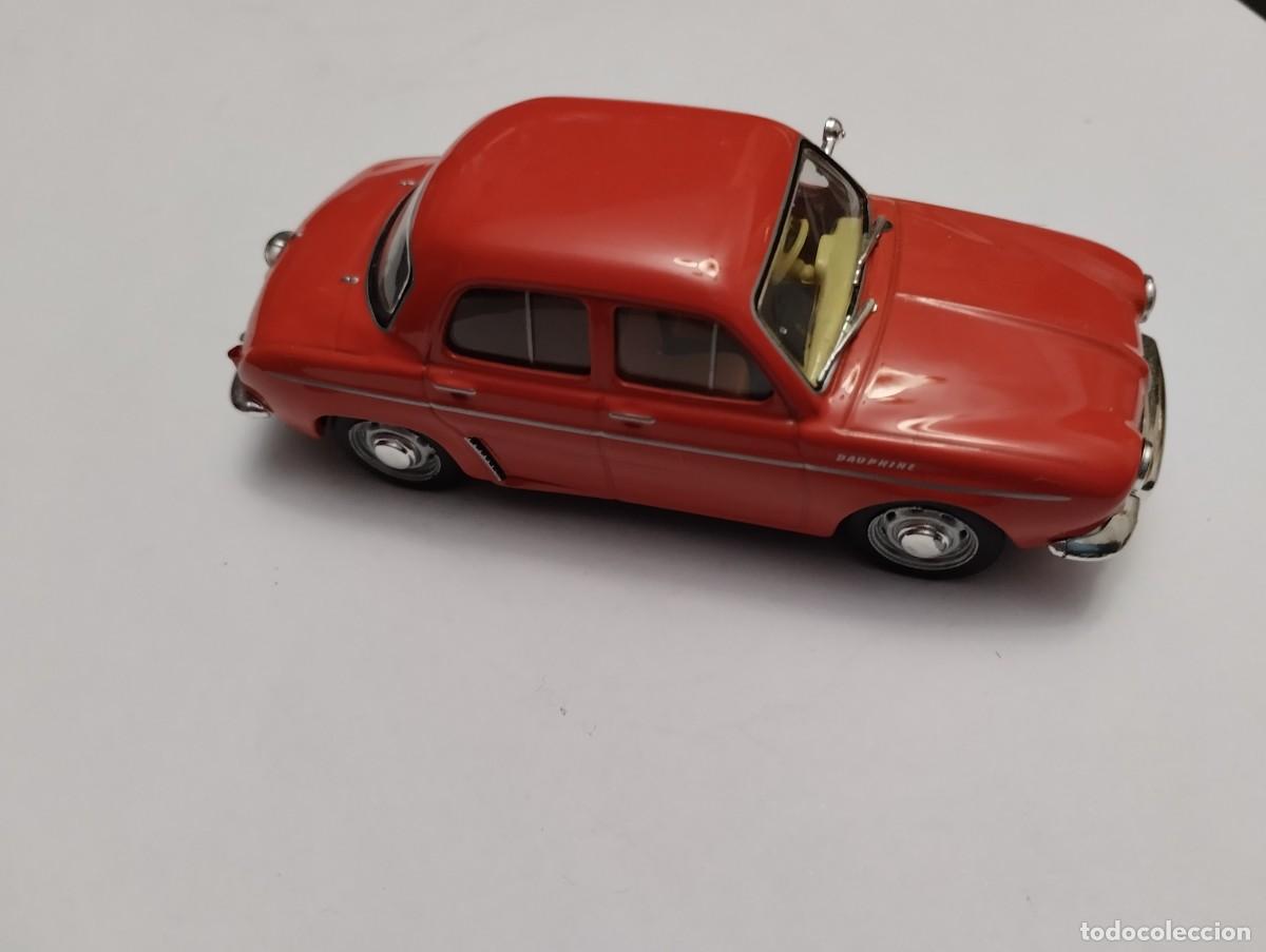 Coches a escala: Renault Dauphine antiguo - Foto 3