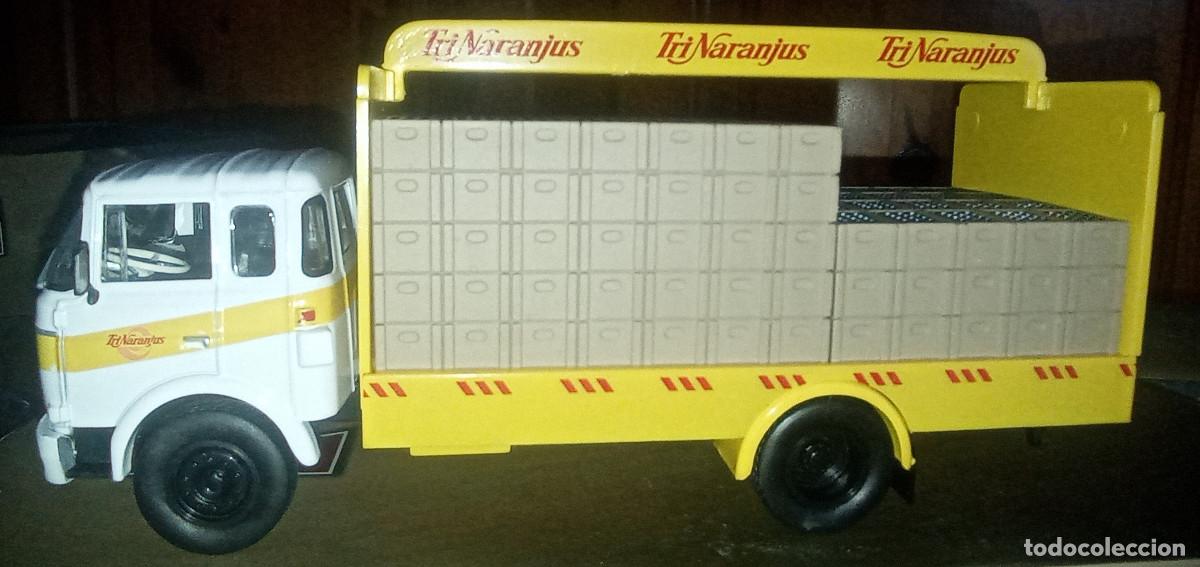 Voitures &agrave; l'&eacute;chelle: Cami&oacute;n Berliet Trinaranjus Ixo Altaya 1:43.