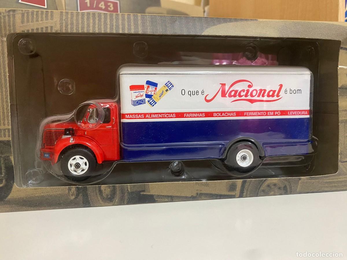 Camion Berliet Fourgon GLA 5R "Médecine Travail" N°71 - Modèle Réduit 1/43 IXO - Neuf En Boîte