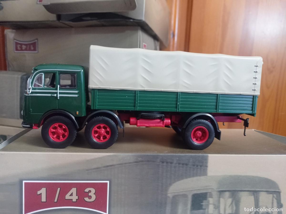 Model Cars: CAMION MERCEDES LP 333 , IXO 1/43