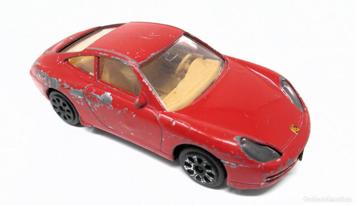 Coches a escala: Porsche 911 Carrera de Burago - Escala 1/43