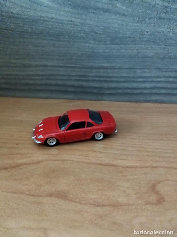 Model Cars: Alphine berlinette