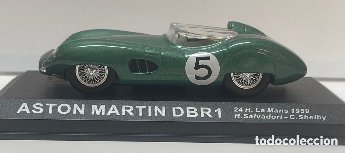 Auto in scala: ASTON MARTIN DBR1 escala 1/43