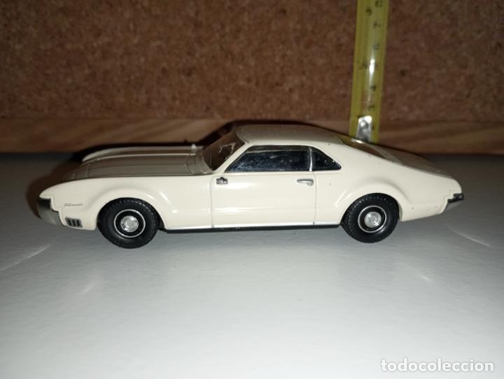 Coches a escala: Coche OLDSMOBILE TORONADO del prado - Foto 8