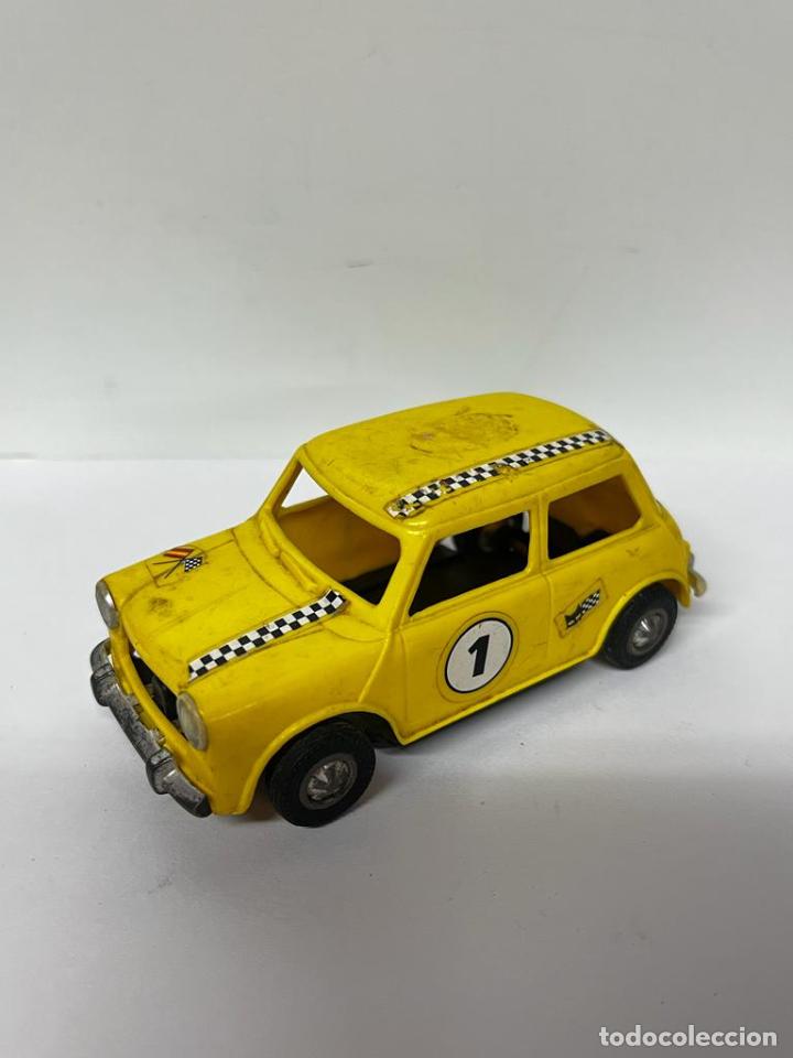 Carros em escala: COCHE MINI 1000 amarillo - GOZAN REF: 93 - MADE IN SPAIN A&Ntilde;OS 70