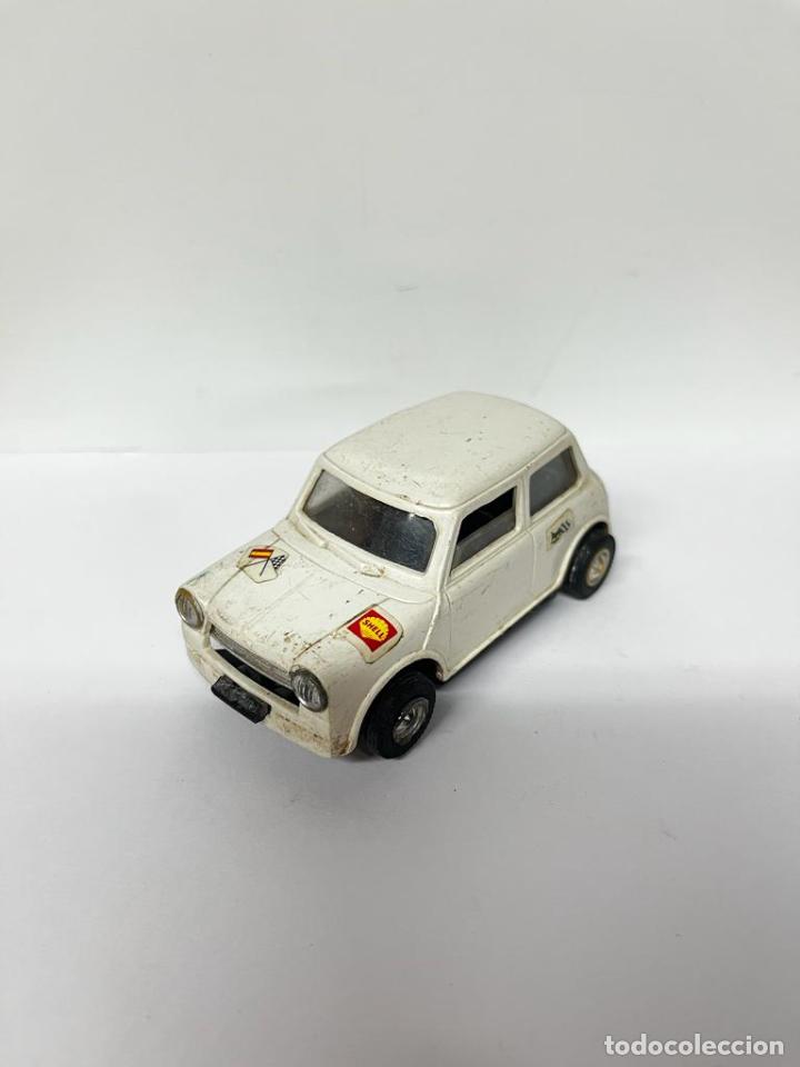 Carros em escala: COCHE MINI 1000 BLANCO