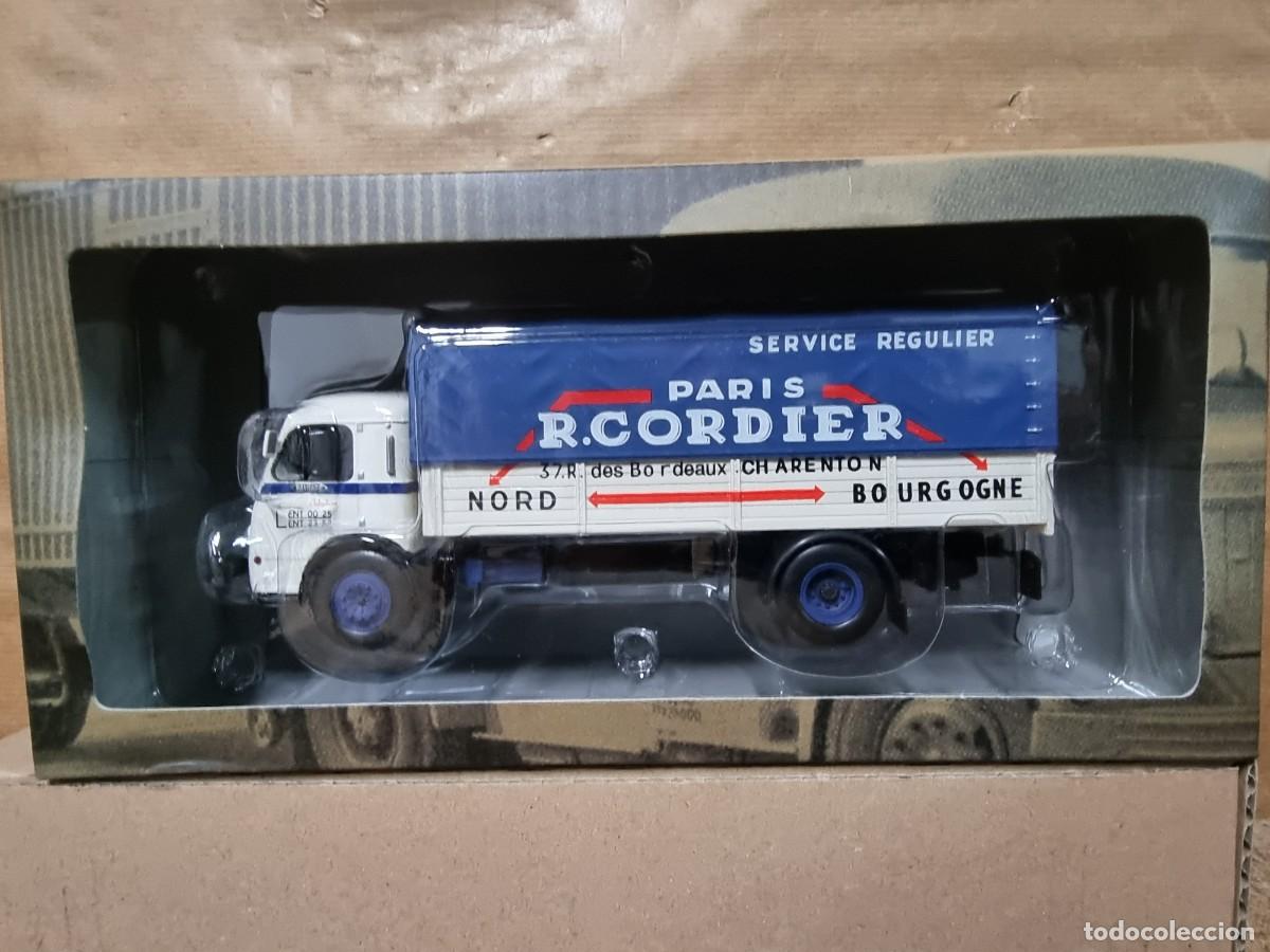 Coches a escala: Caja Panhard Movic.Camiones de Anta&ntilde;o.Altaya