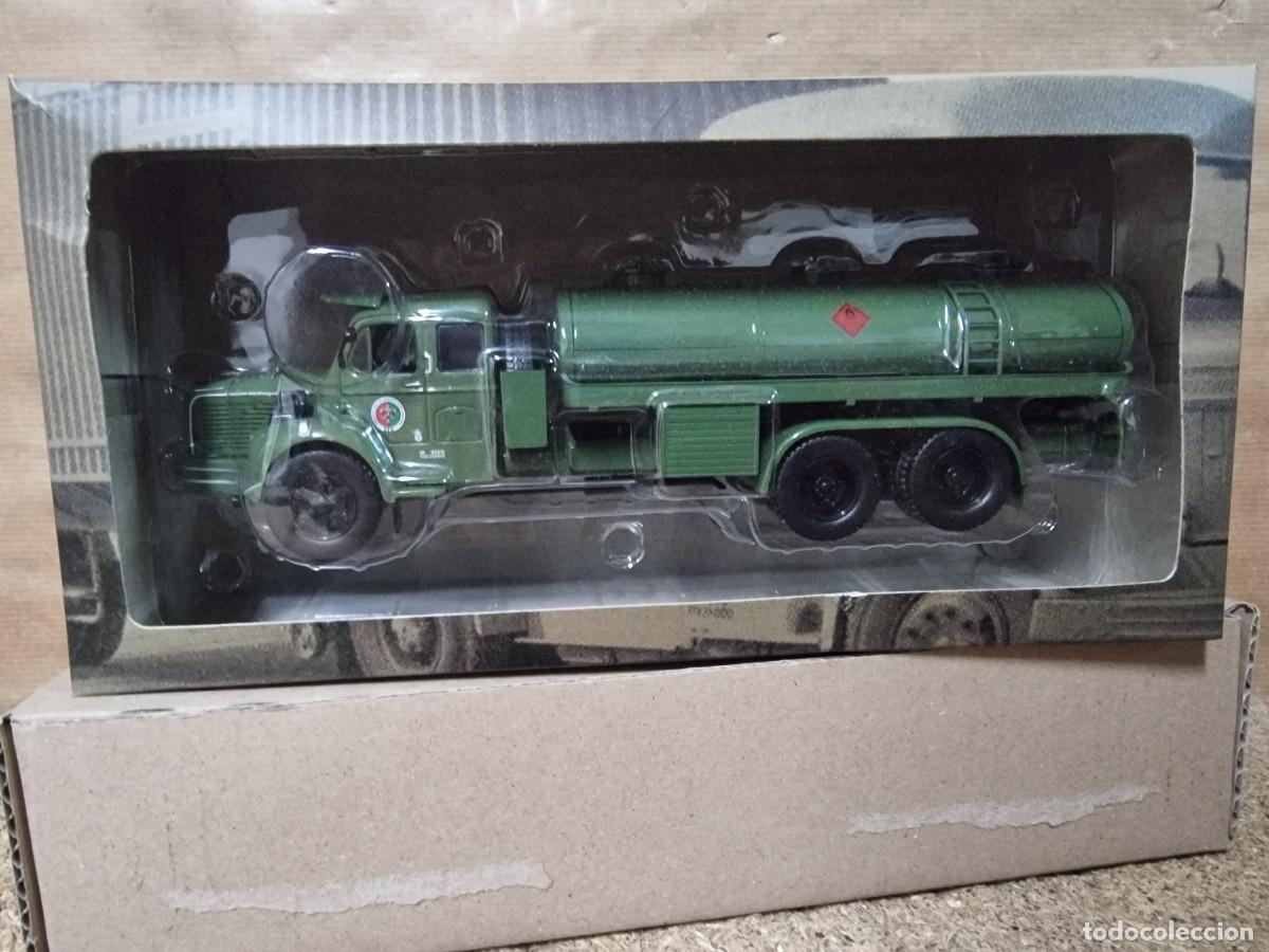 Coches a escala: Caja Berliet GLM 10 Militar.Camiones de Anta&ntilde;o.Altaya