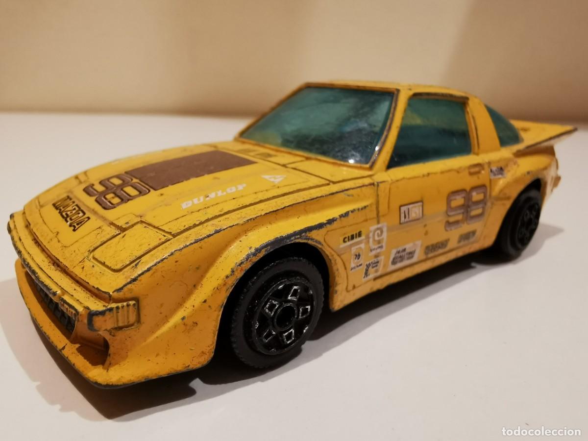 Auto in scala: Mazda Rx7 Burago 1/43