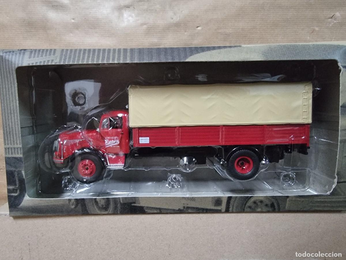 Voitures &agrave; l'&eacute;chelle: Caja Mercedes Benz 325-L.Camiones de Anta&ntilde;o.Altaya