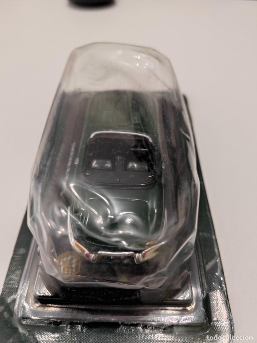 Coches a escala: Jaguar Type E escala 1/43 - Foto 3