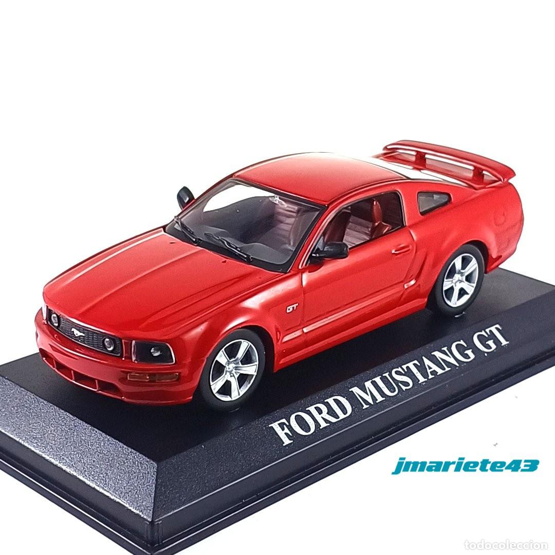 Model Cars: FORD MUSTANG GT 2005 1:43