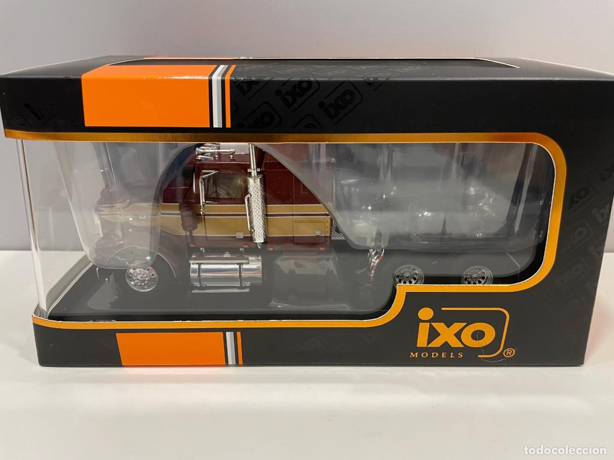 Auto in scala: Cami&oacute;n Marmon CHDT a&ntilde;o 1980. Ixo. Escala 1/43 Referencia 4