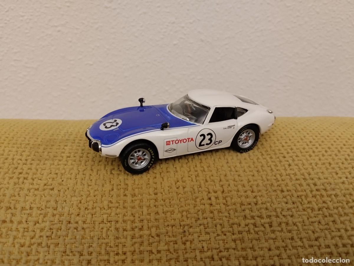 Coches a escala: Toyota 2000GT - Foto 1