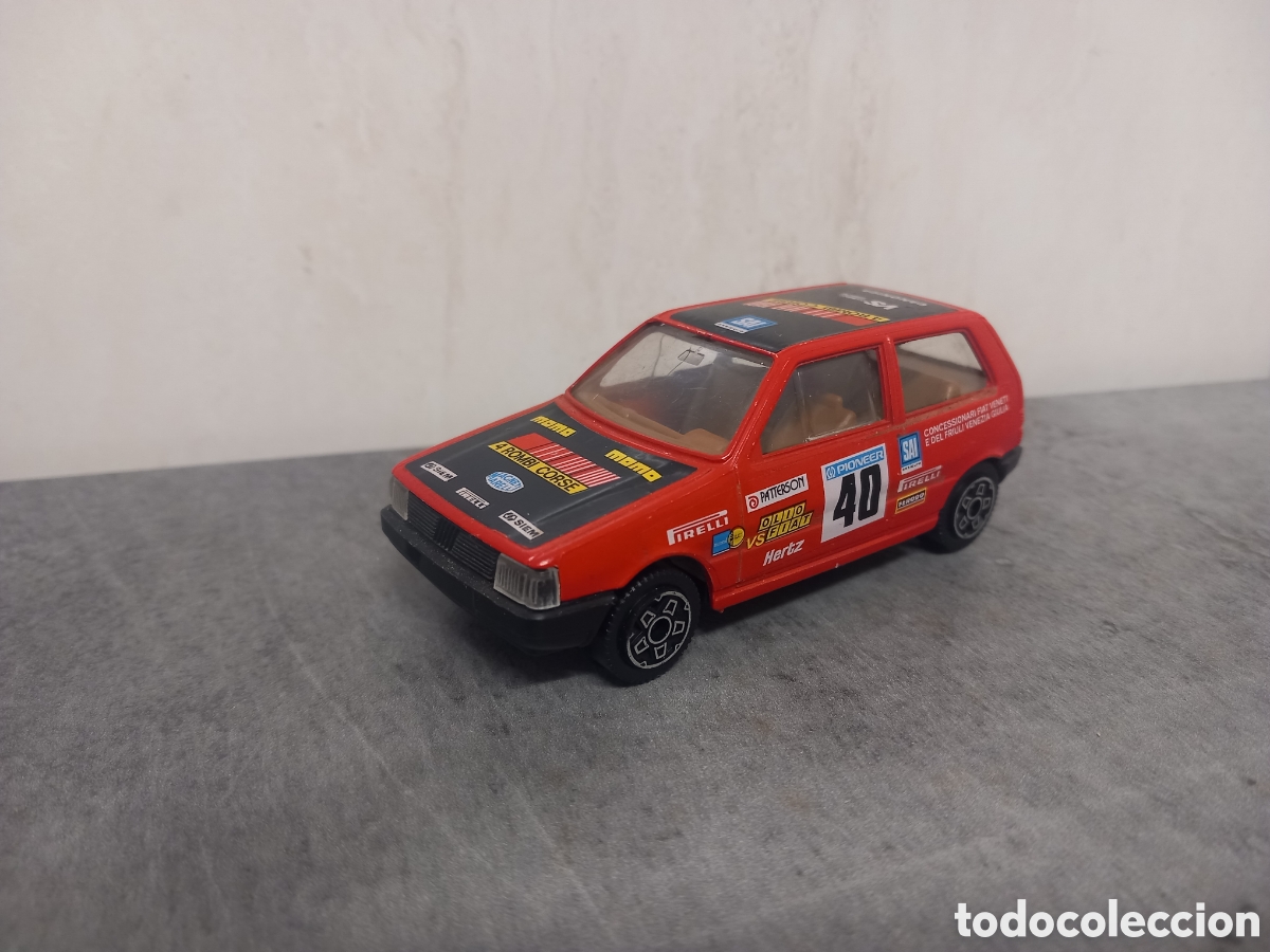 Coches a escala: Fiat Uno - Foto 1
