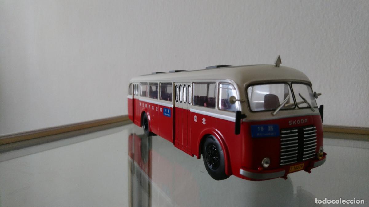 Coches a escala: Autobus et Autocars du Monde - Bus SKODA 706 RO China - Hachette