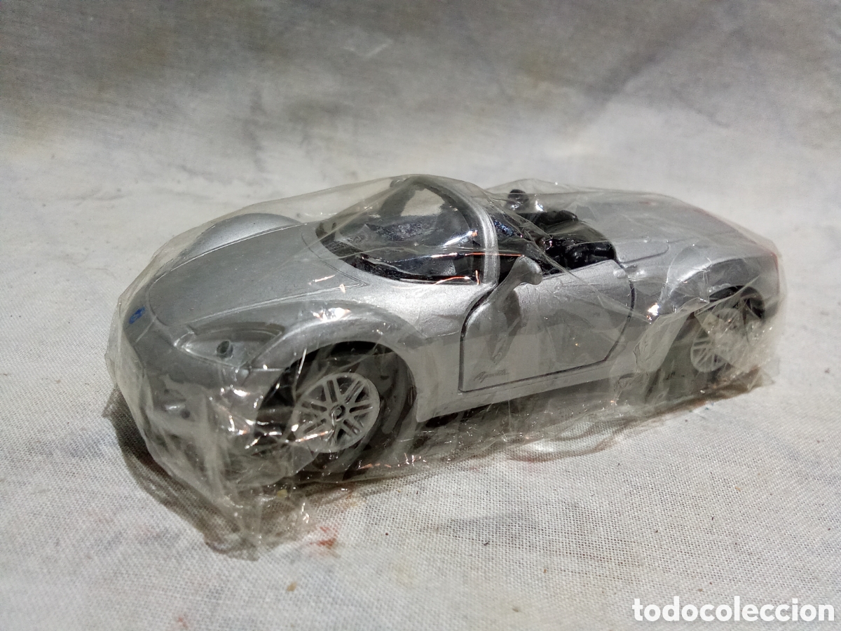Coches a escala: PLYMOUTH PRONTO SPYDER 1/43 DE MAISTO