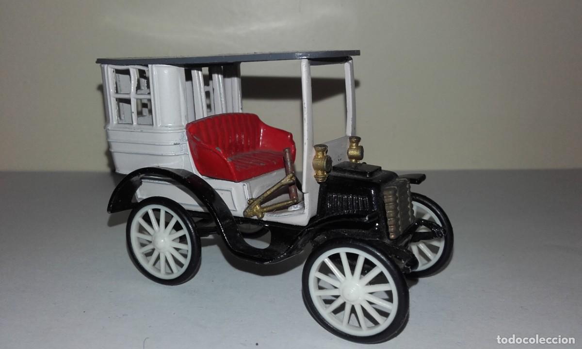 Coches a escala: RAMI - Panhard Levassord Tonneau 1899