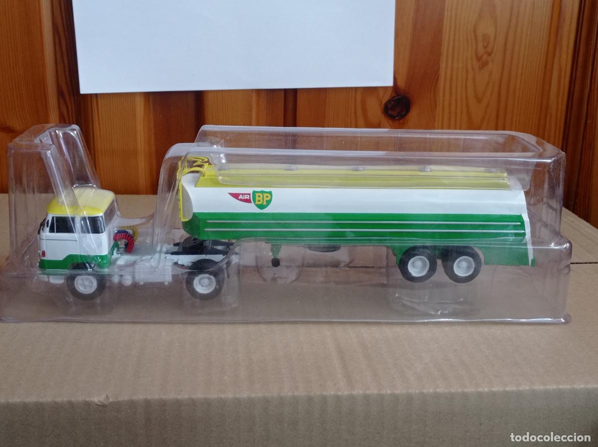 Voitures &agrave; l'&eacute;chelle: CAMION CISTERNA TRUCK TRAILER 1/43 UNIC IZOARD V8, AIR BP