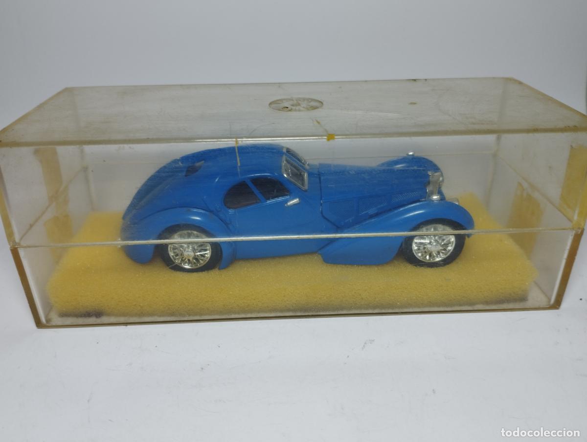 Voitures &agrave; l'&eacute;chelle: BUGATTI T 57 SC ATLANTIC DE LA MARCA RIO 1,43 NUEVO EN SU CAJA