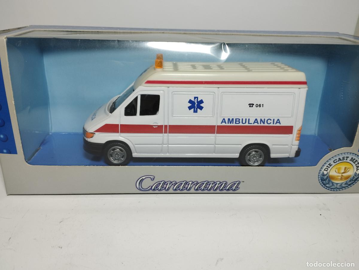 Carros em escala: FURGONETA MERCEDES SPRINTER AMBULANCIA CARARAMA HONGWELL ESCALA 1,43 NUEVO EN SU CAJA