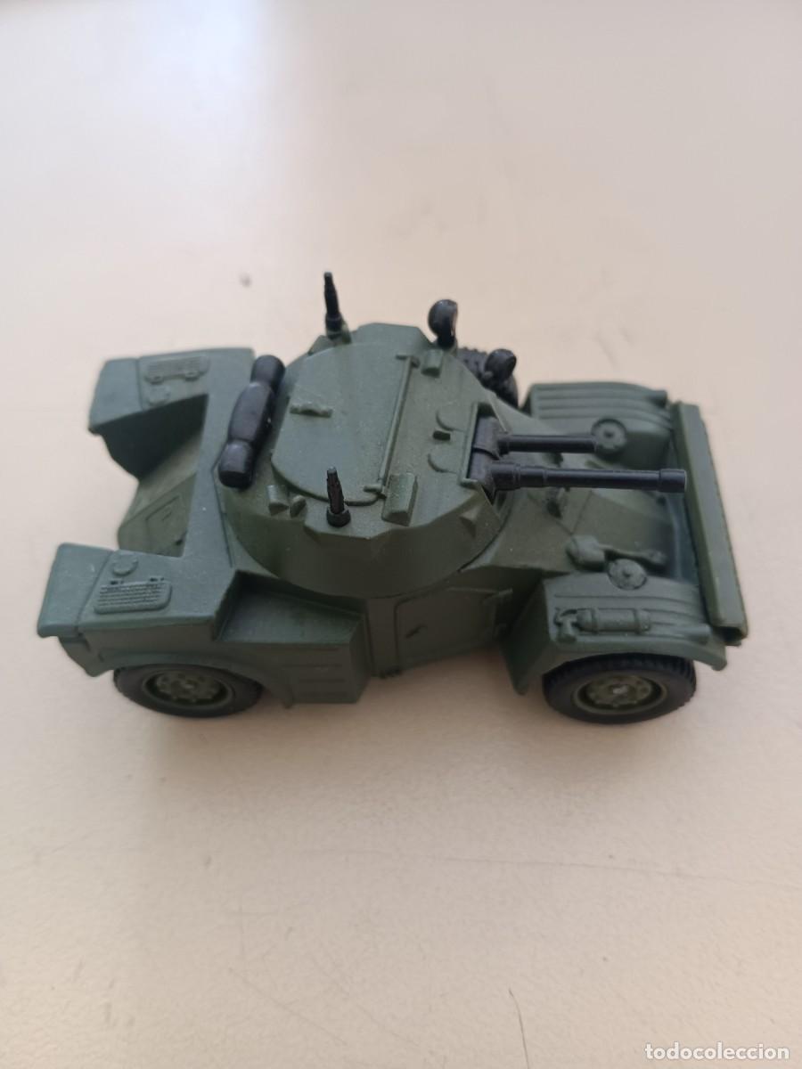 Coches a escala: Panhard AML - Foto 2