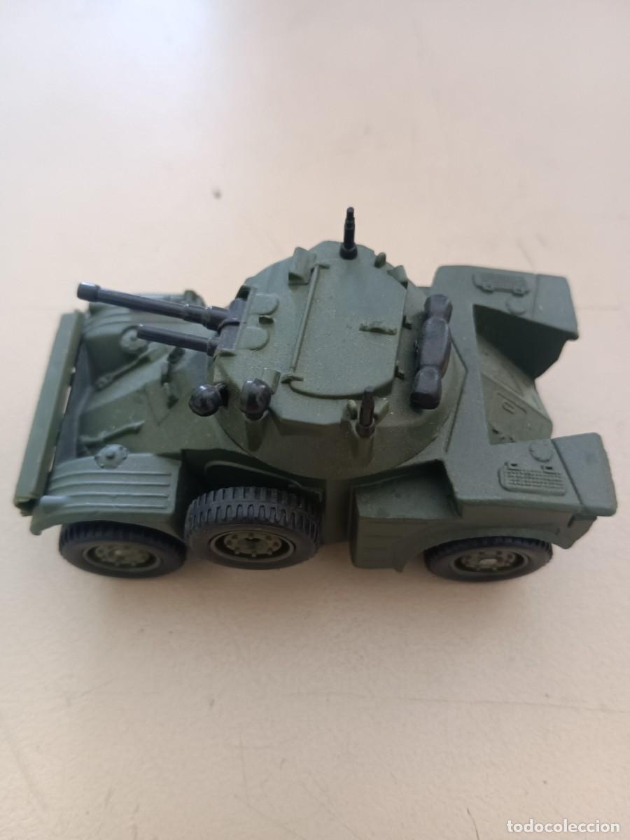 Coches a escala: Panhard AML - Foto 4