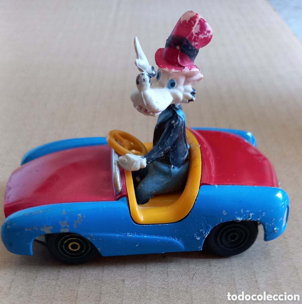 Auto in scala: LUPO EZECHIELE WALT DISNEY. ESCALA 1/43