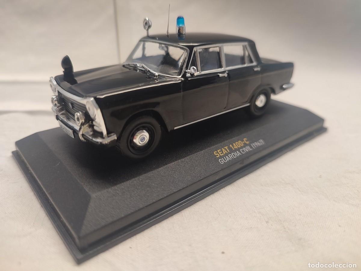 Auto in scala: Seat 1400 C 1962 Guardia Civil en 1/43 Altaya
